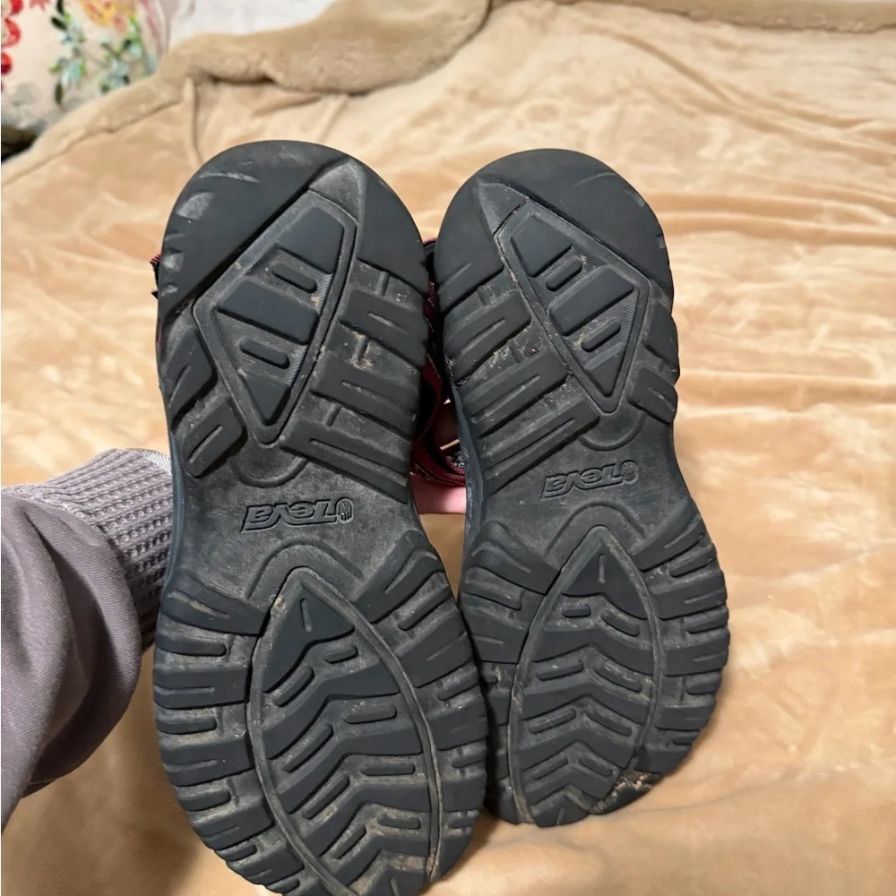 Teva Men's Hurricane XLT Sandal — Red Size 9